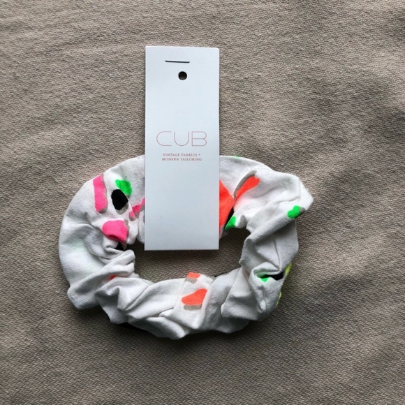 Neon scrunchie set - Picture 3 of 4